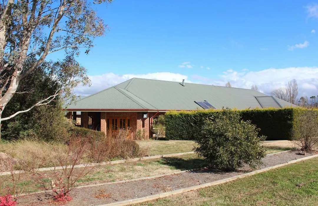 Gundaroo Manor Bed & Breakfast-1