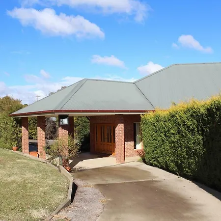 Gundaroo Manor Bed & Breakfast-2